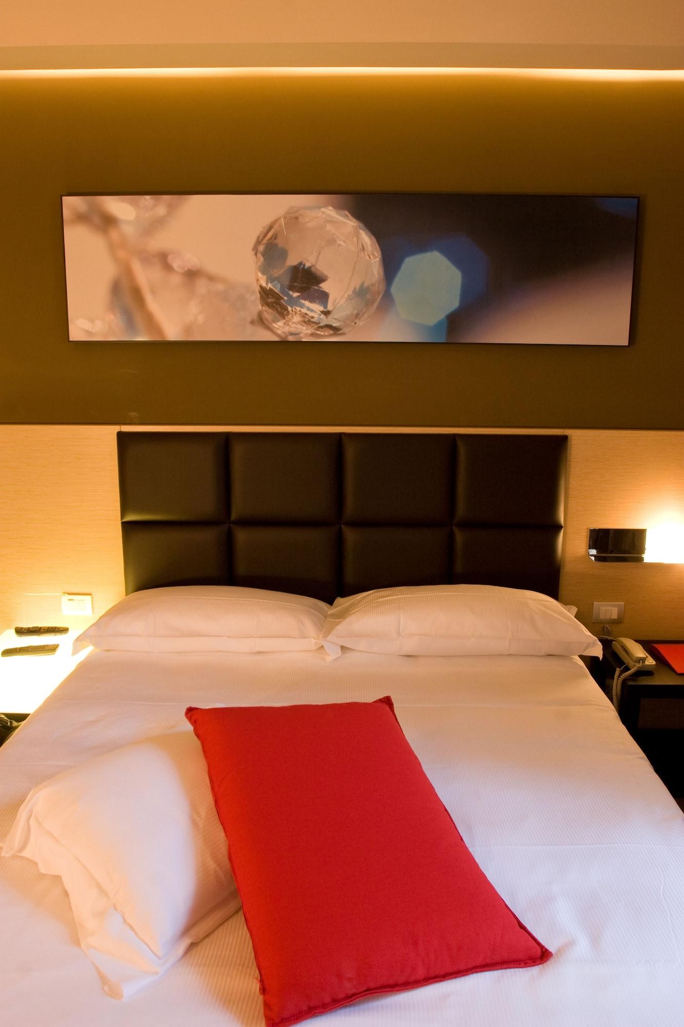 Unahotels Villa Dei Platani Foligno Eksteriør billede