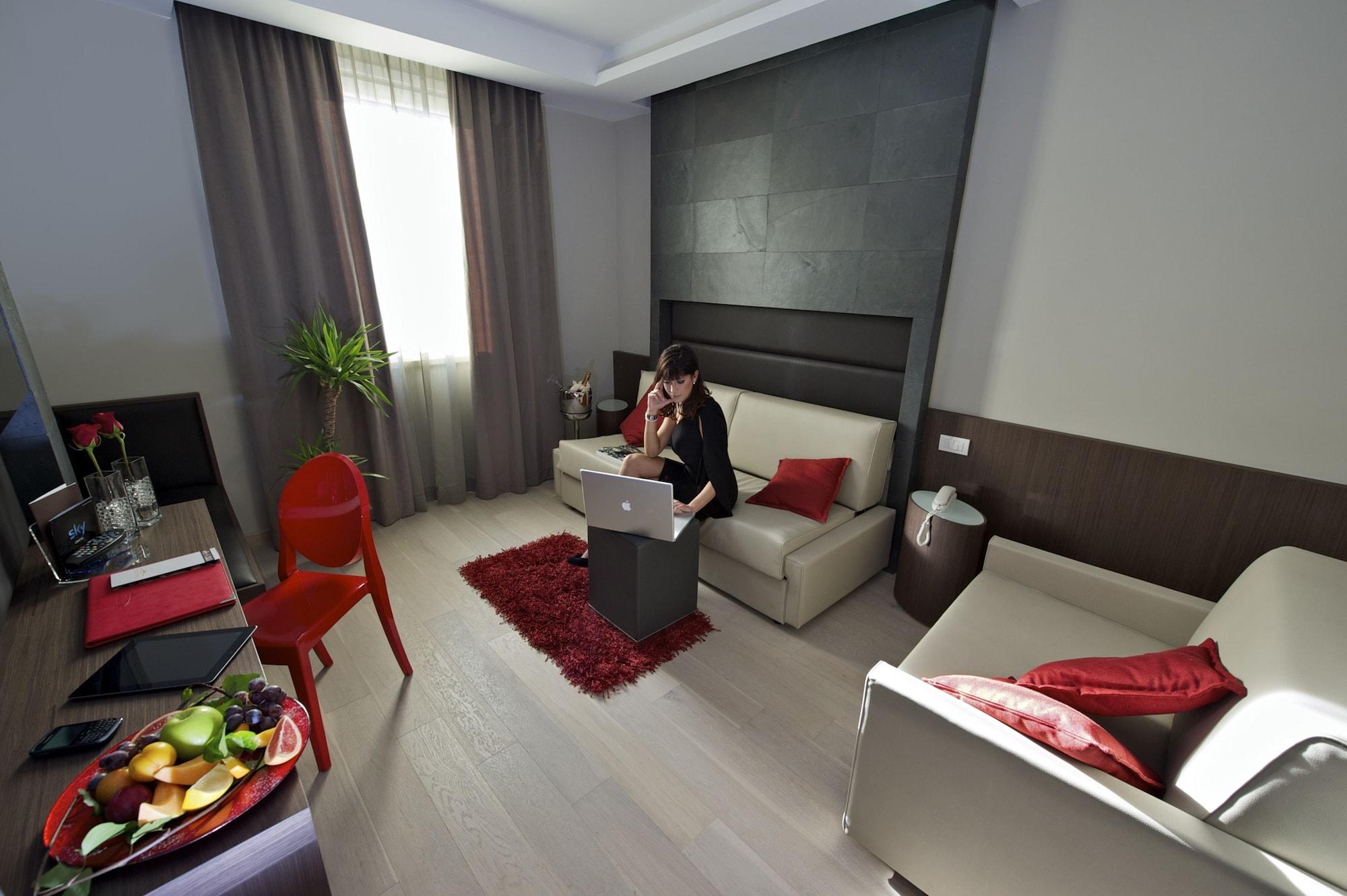 Unahotels Villa Dei Platani Foligno Eksteriør billede