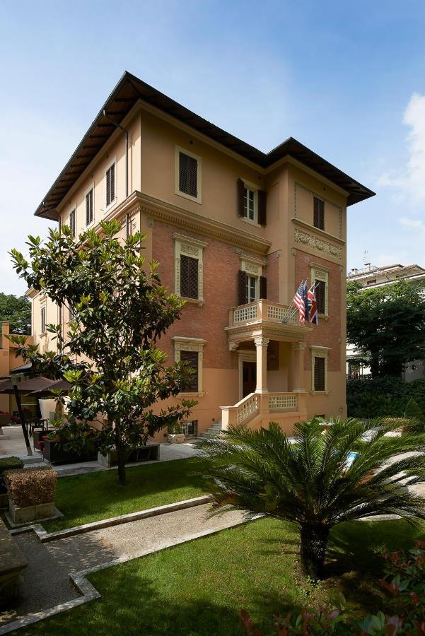 Unahotels Villa Dei Platani Foligno Eksteriør billede